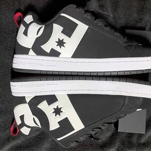 DC Black and White Sneaker. Men's Court Graffik SQ Skate Shoes